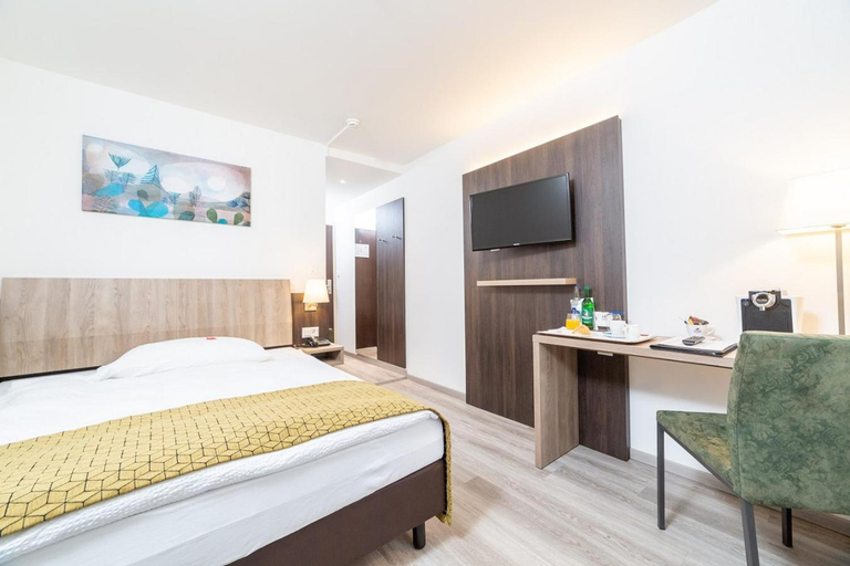 Bedroom 9