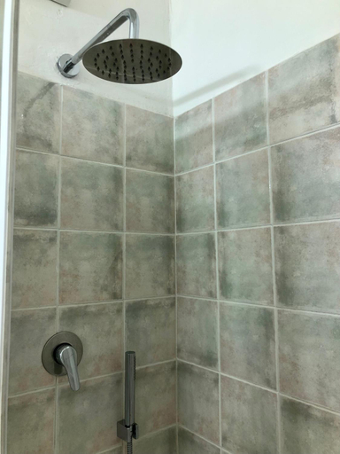 Bathroom 10