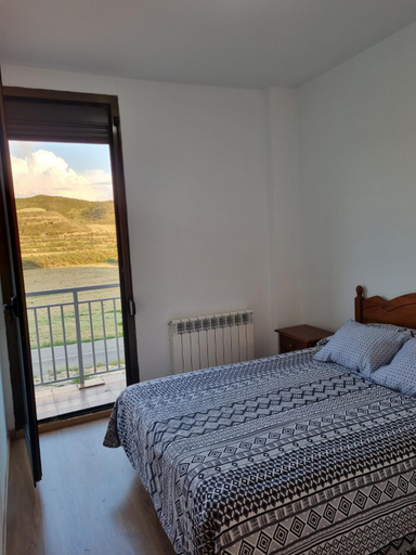 Others 4, Albergue Valmadrid, Zaragoza