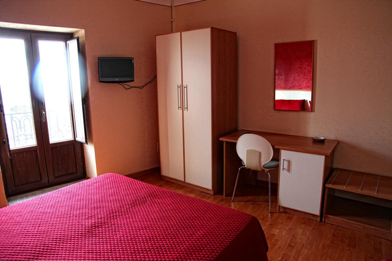 Others 4, B&B DEL CORSO, Palermo