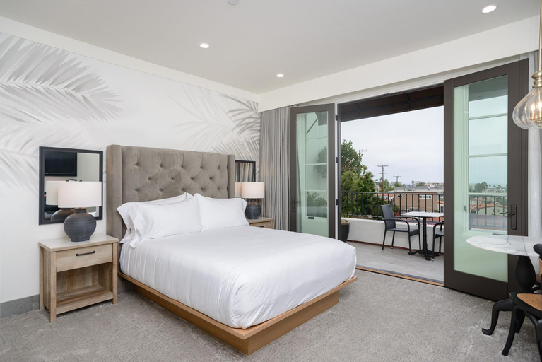 North Beach Villa, Orange