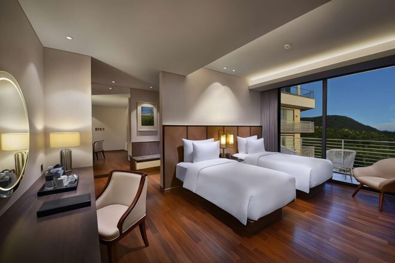 Bedroom 16