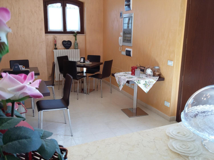 Public Area 2, Postiglione Country House, Macerata