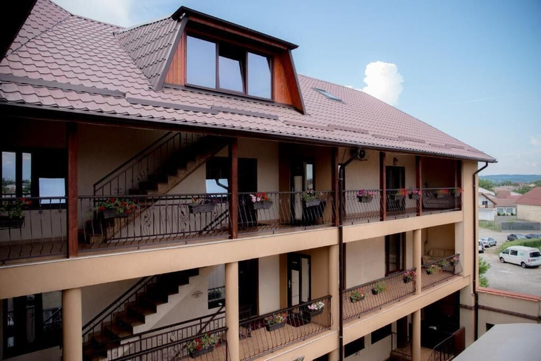 Exterior & Views 2, Hotel Stefani, Sibiu