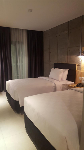 Bedroom 8