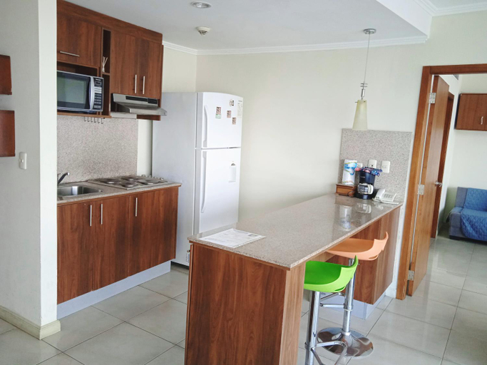 Others 4, Large apartment in Puerto Santa Ana, Guayaquil