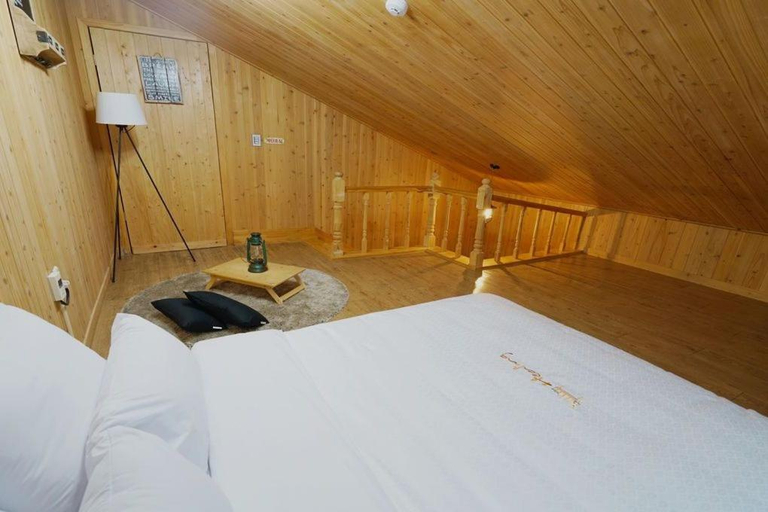 Bedroom 2, Suncheon Bay Healing Pension, Suncheon