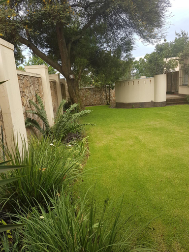 Others 4, LightStone Guesthouse, City of Tshwane