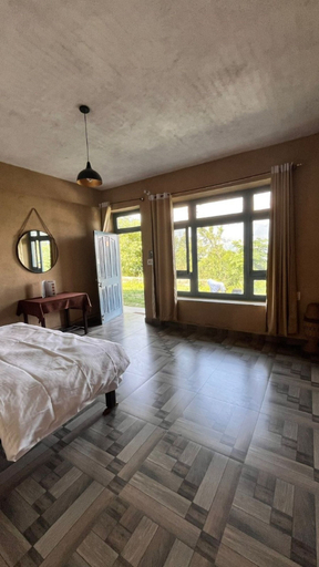 Bedroom 5, Goroomgo Raah stay Munasayari, Pithoragarh
