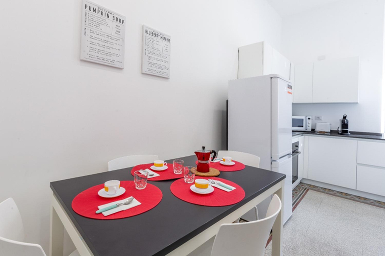 Facilities 5, Aqua Claudia and Anio Novus Apartments, Roma