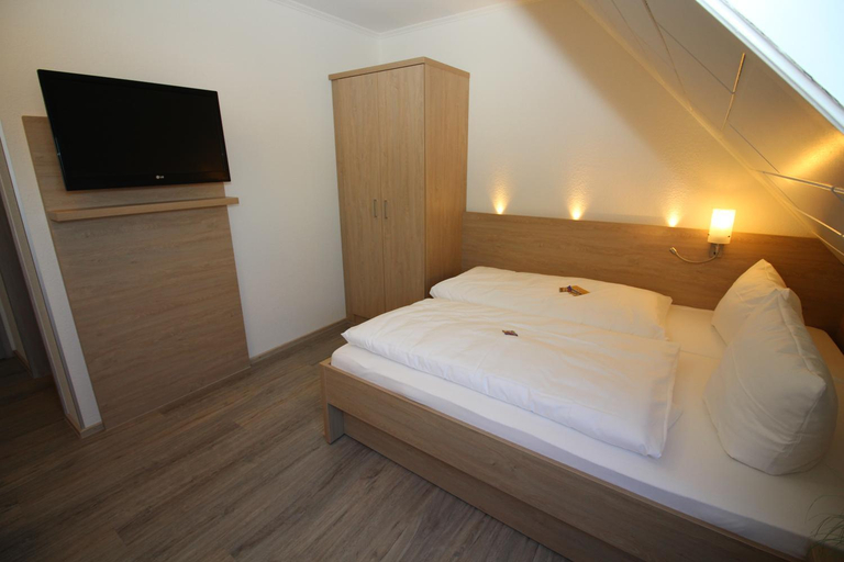 Bedroom 2, Hotel Engel, Ortenaukreis
