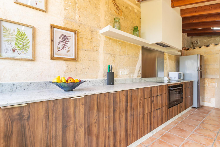 Others 5, Finca Can Setri, Baleares