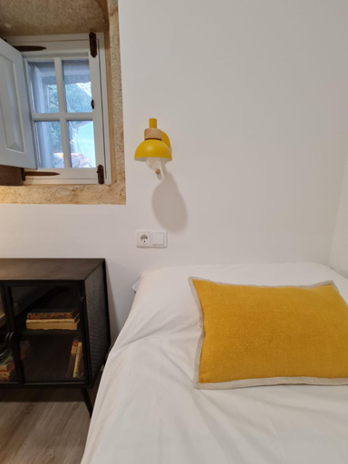 Others 4, Pension A Xanela, Pontevedra