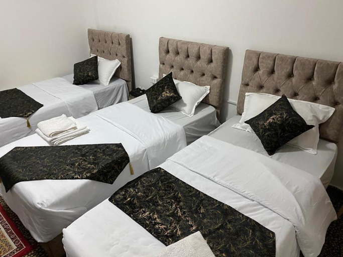 Others 3, taila hostel, Wadi Musa