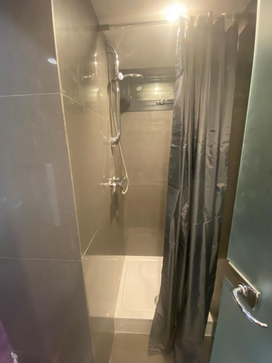 Bathroom 4, Mannbuilding, London