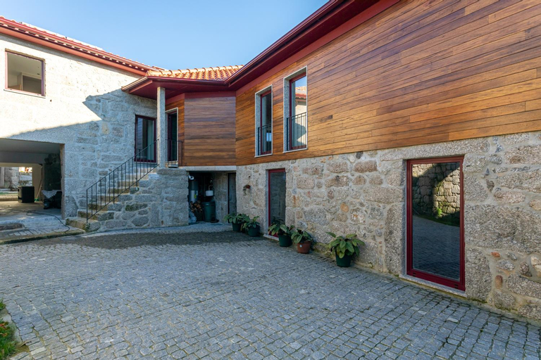 Carvalho Village, Fafe