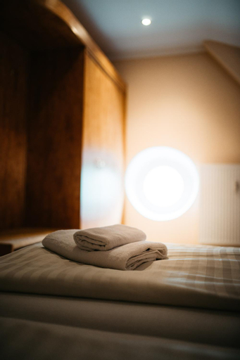 Bedroom 13