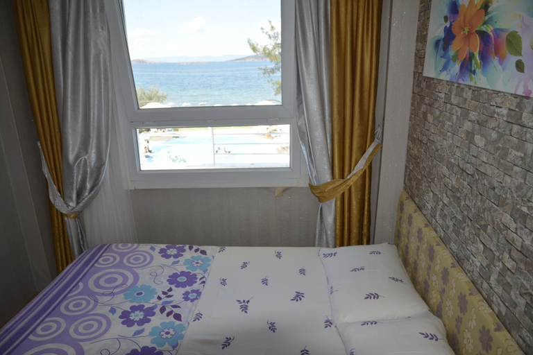 Bedroom 2, Ege Apart & Hotel, Ayvalık