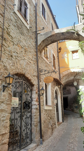 ''SAPORE DI LIGURIA'' Sole Mare Quiete, Imperia