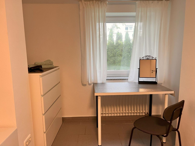 Others 4, db-rooms-b, Kassel