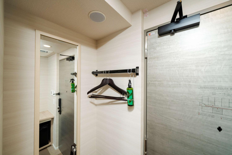 Bathroom 7
