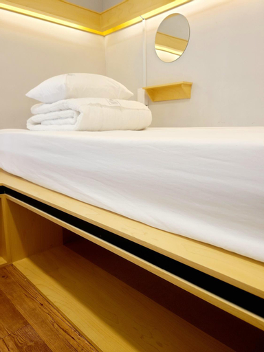 Bedroom 13
