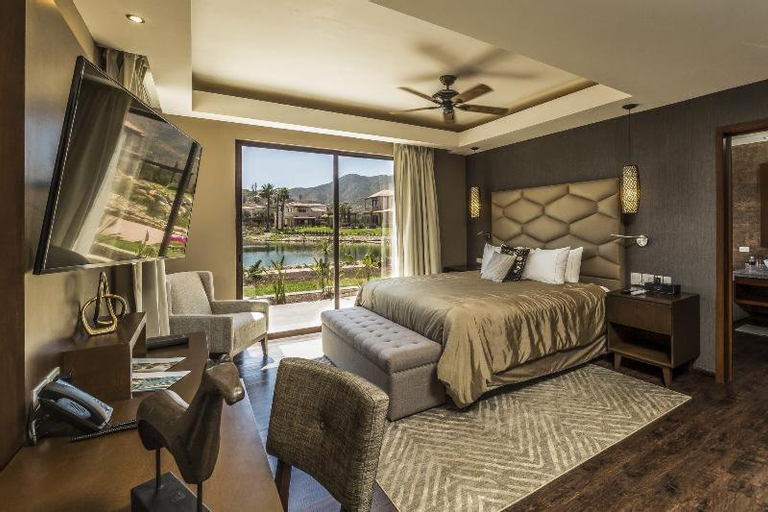 Bedroom 13