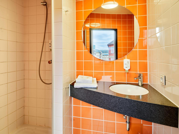 Bathroom 3