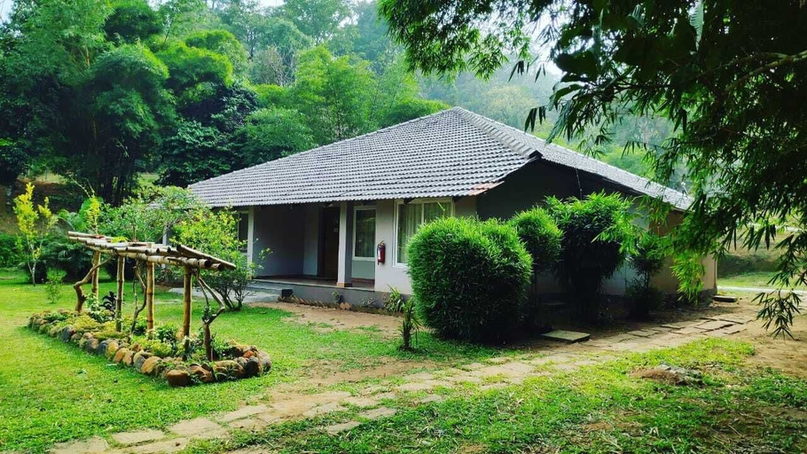 Others 5, Abad Brookside, Wayanad