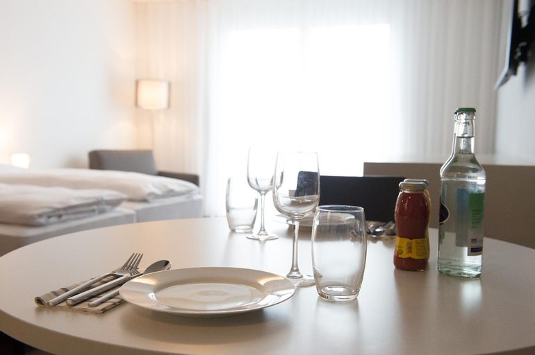 Dining Room 6