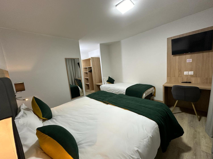 Bedroom 2, Hotel NOROTEL, Bas-Rhin