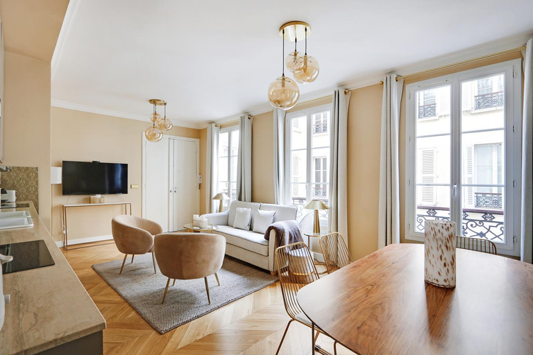 Others 3, Pick A Flat's Apartments in Opera Saint Lazarre - Rue de l'Isly, Paris