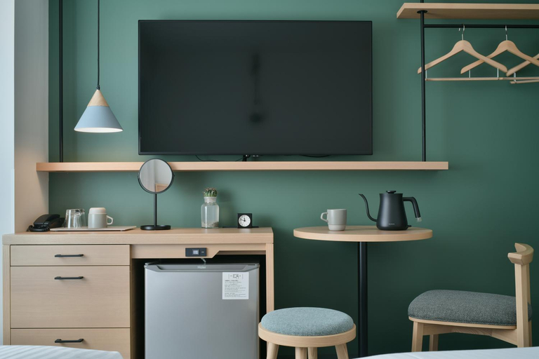 Dining Room 10