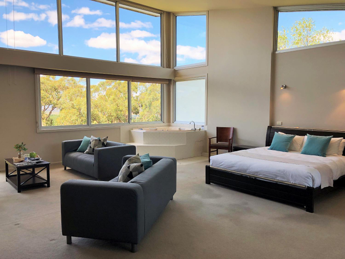 Bedroom 3, Macedon Ranges Hotel & Spa, Macedon Ranges Bal