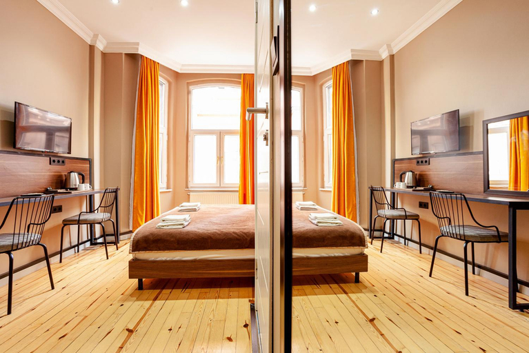 Bedroom 2, Aram Kerasi Rooms, Beyoğlu