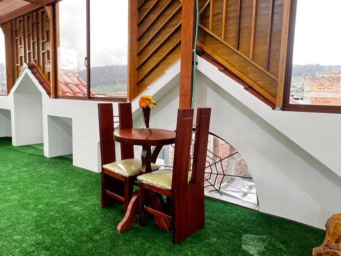 Others 4, Hostal Arauco, Otavalo