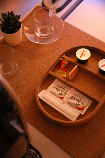 Food & Drinks 4, Laetitia guest house116, Napoli
