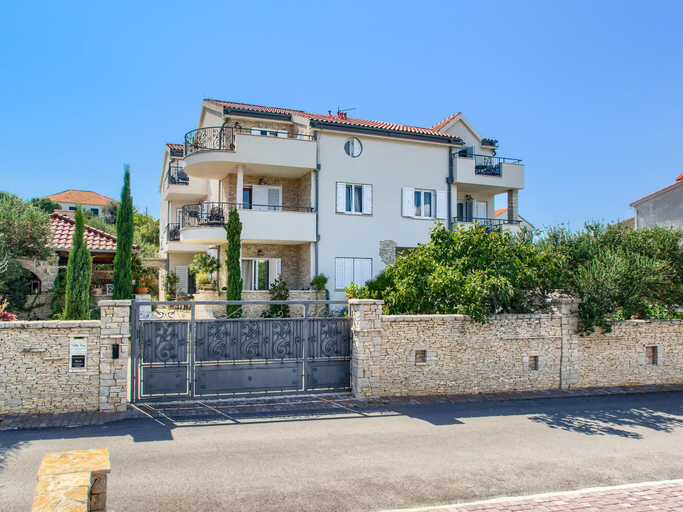 Others 3, Villa in Murter near Kornati National Park, Murter