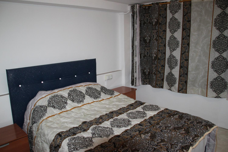 Others 5, Pension La Lambra Azul, Alicante
