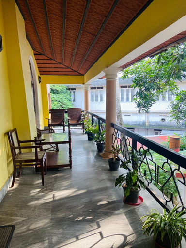 Others 5, Ballard Bungallow, Ernakulam