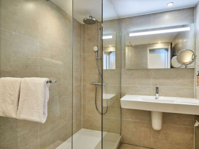 Bathroom 3, Mercure Paris Eiffel Tower Grenelle Hotel, Paris