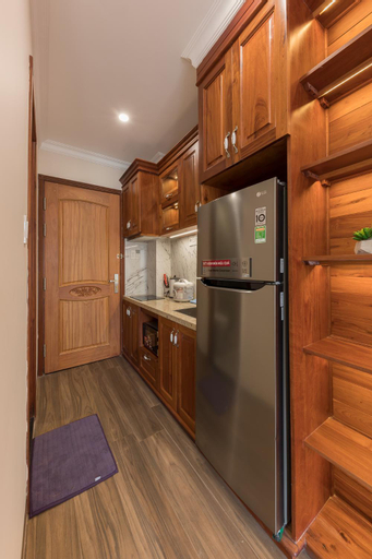 Dining Room 8