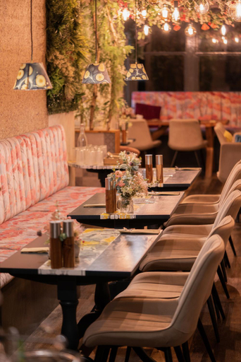 Food & Drinks 4, The Hive at Poppi Red, Cumbria