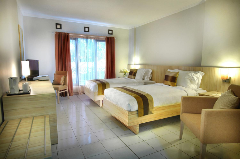 Bedroom 8