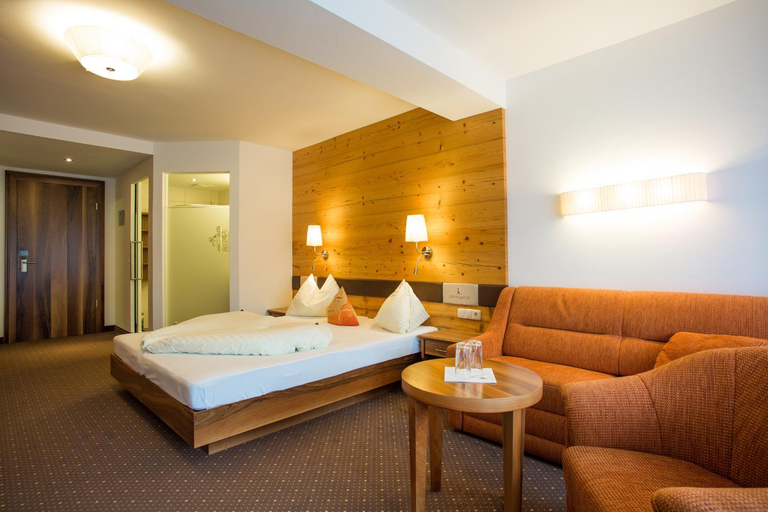Bedroom, Hotel Lohningerhof, Zell am See