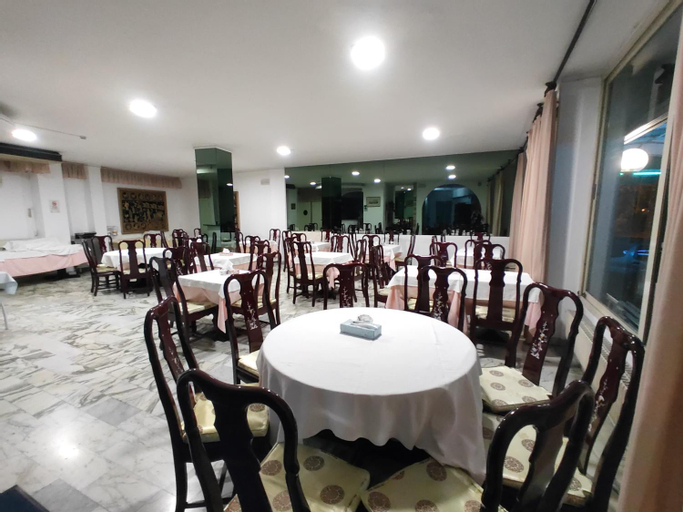 Food & Drinks 5, Hotel Sorriso, Imperia