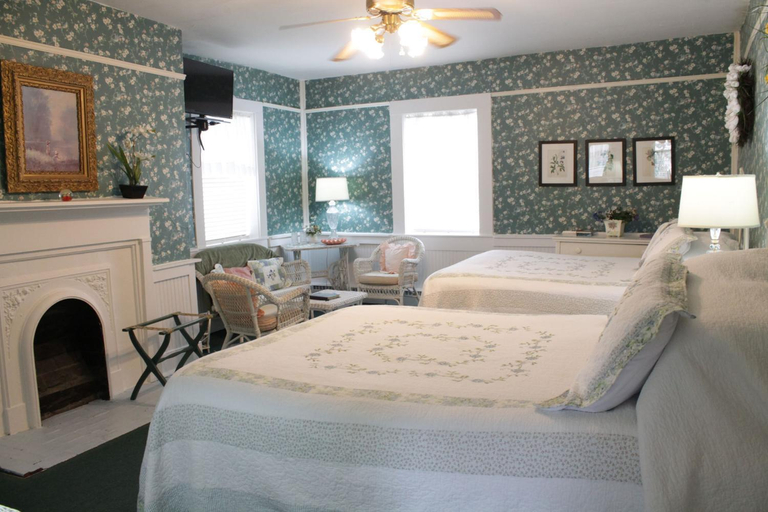 Bedroom 2, Jailer's Inn, Nelson