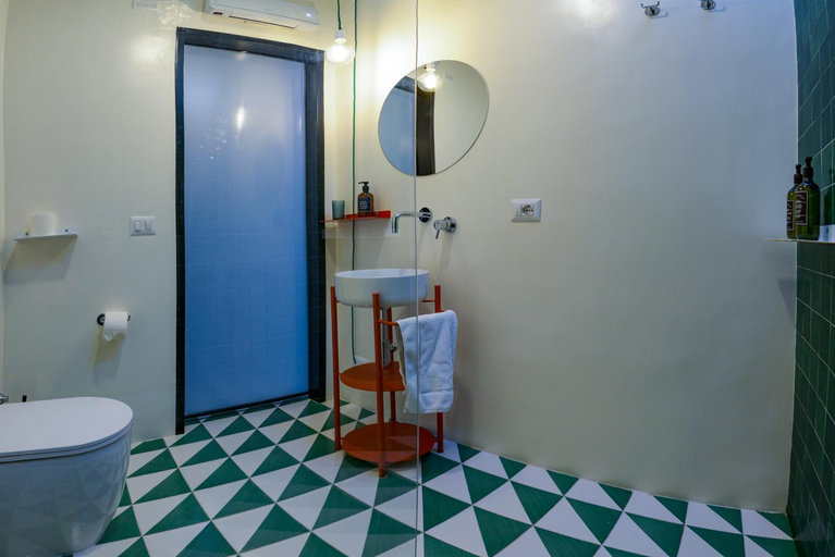 Bathroom 2, B&B Toledo Panoramic Rooftop with terrace, Napoli