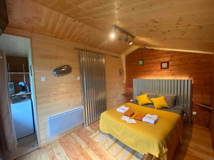Bedroom 16