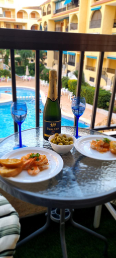 Food & Drinks, Cristina Apartments La Mata -Torrevieja, Alicante